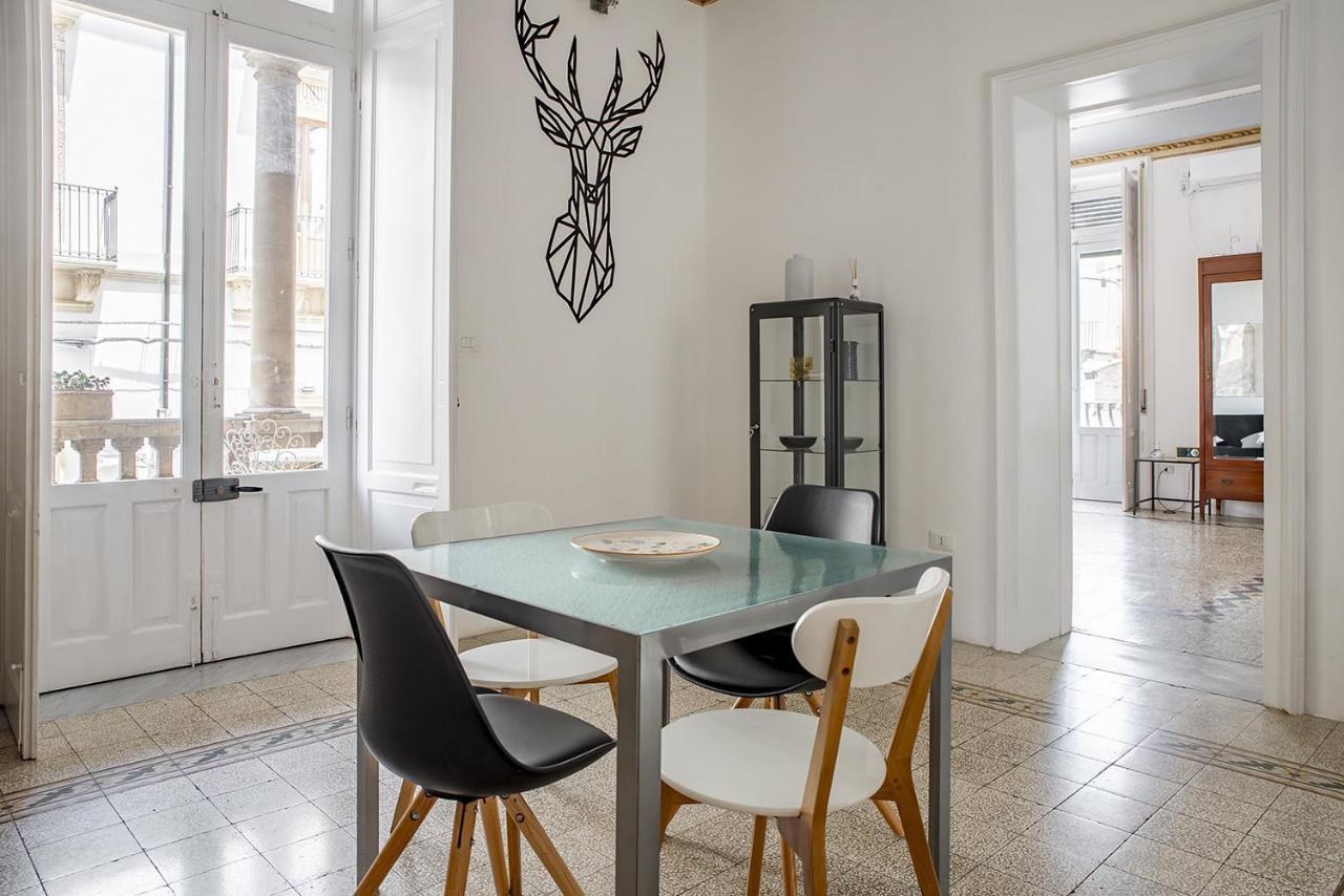 Cavour Apartments By Wonderful Italy Noto Bagian luar foto